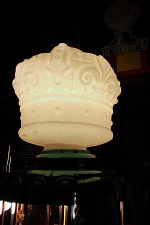 STANDARD CROWN - click to enlarge